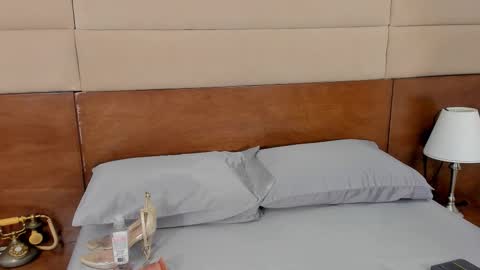  Shantall  online show from 9, 2, 2026