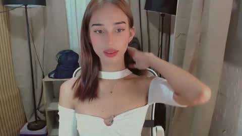 Snapshot of shantallfuckdoll chatting on 21, 5, 2026 shantallfuckdoll online show from 21, 5, 2026