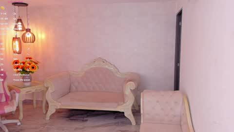 ShantallKnowles online show from 10, 11, 2025