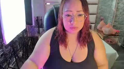 Snapshot of shara_oz chatting on 25, 2, 2026 Shara Oz online show from 25, 2, 2026