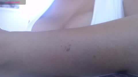 Snapshot of sharlotte_mom chatting on 16, 2, 2025 sharlotte  online show from 16, 2, 2025