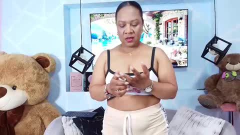 Snapshot of sharon_noa chatting on 13, 5, 2026 Sharon Noa online show from 13, 5, 2026