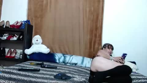 Snapshot of sharon_stonne_66 chatting on 21, 1, 2025 S H A R O N online show from 21, 1, 2025