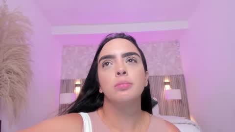 Snapshot of sharon_thompson_ chatting on 17, 9, 2025 Sharon online show from 17, 9, 2025