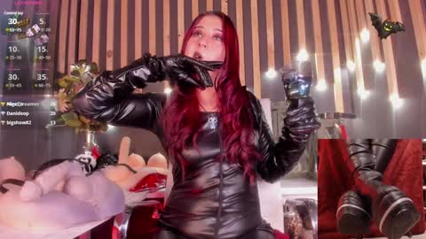 Snapshot of sharoon_gold chatting on 17, 1, 2025 Your mistress Sharon online show from 17, 1, 2025