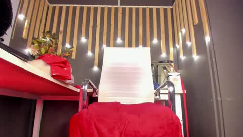 Snapshot of sharoon_gold chatting on 30, 1, 2025 Your mistress Sharon online show from 30, 1, 2025