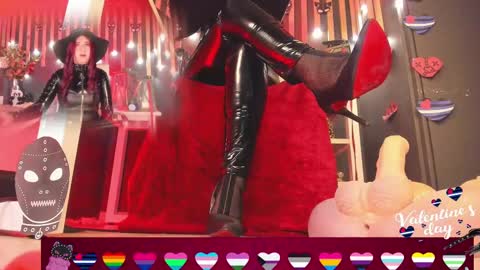 Snapshot of sharoon_gold chatting on 15, 2, 2025 Your mistress Sharon online show from 15, 2, 2025