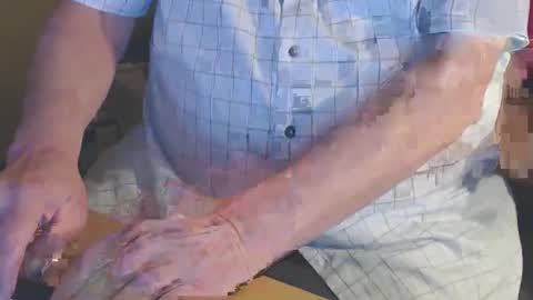 Snapshot of shaved164 chatting on 9, 3, 2025 Frans online show from 9, 3, 2025