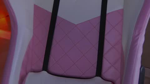 Snapshot of shayblonde chatting on 4, 1, 2025 shayblonde online show from 4, 1, 2025