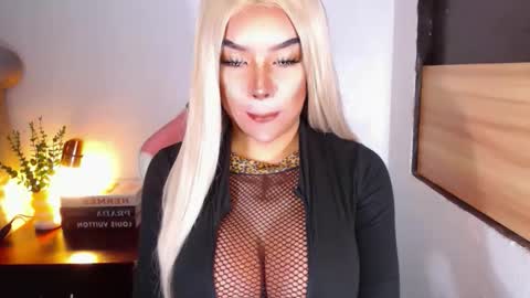 sheenafrost online show from 6, 3, 2026