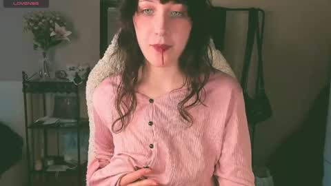 Snapshot of sheeny_shy chatting on 22, 5, 2026 Chiara online show from 22, 5, 2026