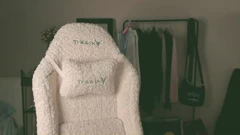 Snapshot of sheeny_shy chatting on 27, 6, 2026 Chiara online show from 27, 6, 2026