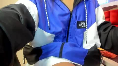 Snapshot of sheilly_brown chatting on 14, 9, 2025 sheilly_brown online show from 14, 9, 2025