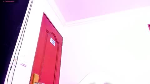 Snapshot of sheilly_brown chatting on 12, 2, 2026 sheilly_brown online show from 12, 2, 2026