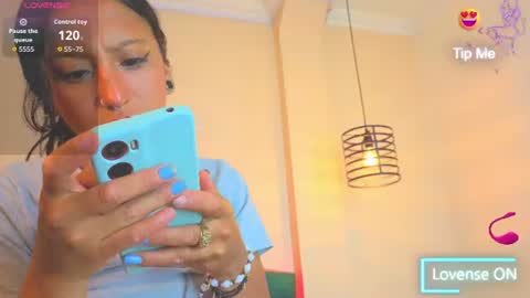 Snapshot of sheilly_brown chatting on 15, 6, 2026 sheilly_brown online show from 15, 6, 2026