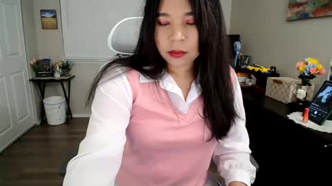 sheilyn_smith online show from 10, 4, 2026