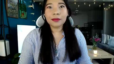 sheilyn_smith online show from 21, 4, 2026