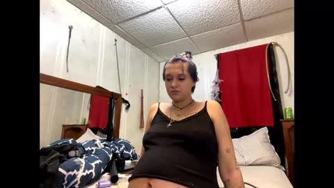 Snapshot of shelbybaby01 chatting on 31, 12, 2024 Shelby holes online show from 31, 12, 2024