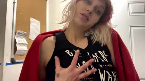 Snapshot of shelbybaby01 chatting on 17, 2, 2025 Shelby holes online show from 17, 2, 2025