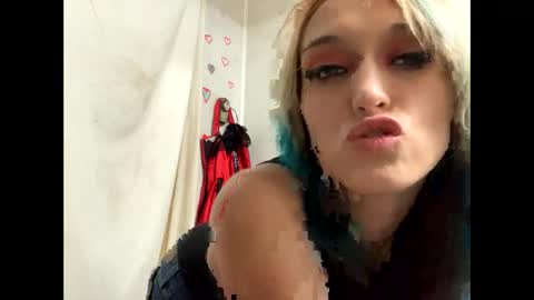 Snapshot of shelbybaby01 chatting on 26, 10, 2025 Shelby holes online show from 26, 10, 2025