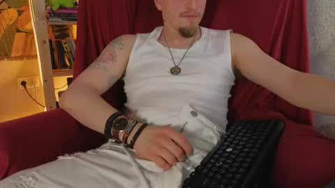 Snapshot of shelbytruck chatting on 25, 9, 2025 Vincente online show from 25, 9, 2025