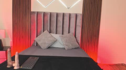 Snapshot of shelene_monrow chatting on 2, 12, 2025 shelene_monrow online show from 2, 12, 2025