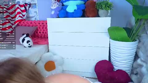 Lina online show from 7, 7, 2026