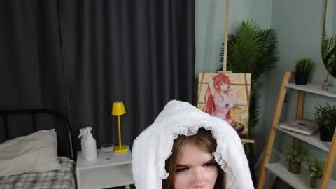 Snapshot of shelleyborom chatting on 25, 11, 2025 Sofia online show from 25, 11, 2025