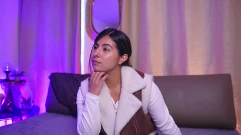  Transmission schedule Monday - Friday 715 am to 200 pm time Colombia  online show from 20, 10, 2025