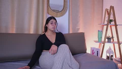  Transmission schedule Monday - Friday 715 am to 200 pm time Colombia  online show from 4, 11, 2025