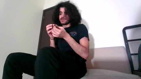 Snapshot of shenanig00n chatting on 25, 10, 2025 dl shenanigoon online show from 25, 10, 2025