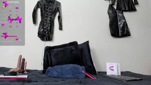  anyela7773 online show from 13, 2, 2025