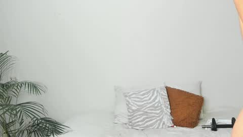 Sherlyn Adams online show from 22, 12, 2024