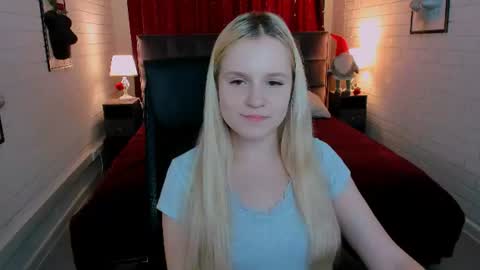 Snapshot of sherributlers chatting on 26, 7, 2026 Sweet Sherri online show from 26, 7, 2026