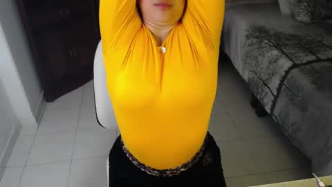 sheryl_jones online show from 23, 4, 2026