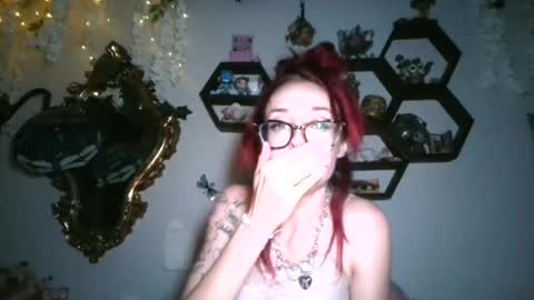 Snapshot of shespeachy chatting on 15, 6, 2026 peachy online show from 15, 6, 2026