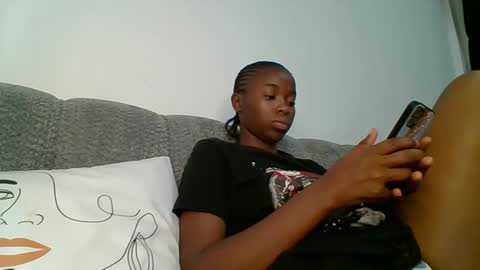 Snapshot of shi_assy chatting on 1, 11, 2025 shi assy online show from 1, 11, 2025