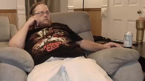 Snapshot of shifty885 chatting on 5, 7, 2026 shifty885 online show from 5, 7, 2026
