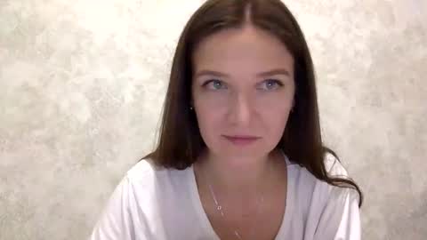 Snapshot of shining_pearl chatting on 8, 9, 2025 Jesica online show from 8, 9, 2025