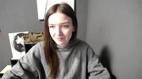 Jesica online show from 10, 4, 2026