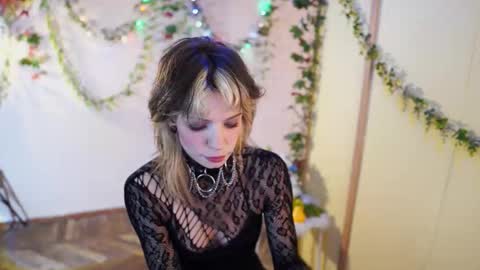 Snapshot of shiny_jail chatting on 4, 12, 2025 JennyMira THANK YOU FOR 77 777 online show from 4, 12, 2025