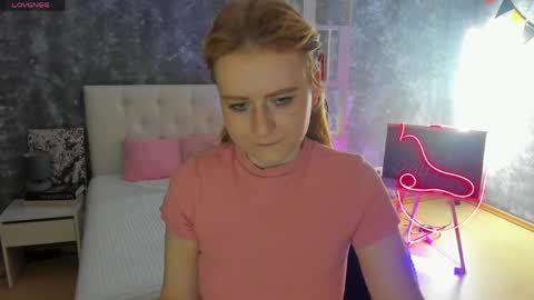 Snapshot of shiny_lisss chatting on 5, 5, 2026 Lisa online show from 5, 5, 2026