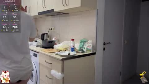 Im Lilu Rosenblum  Guys I have   ----Ill be glad to see you there online show from 14, 10, 2025