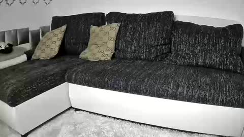 Shirina online show from 1, 12, 2025