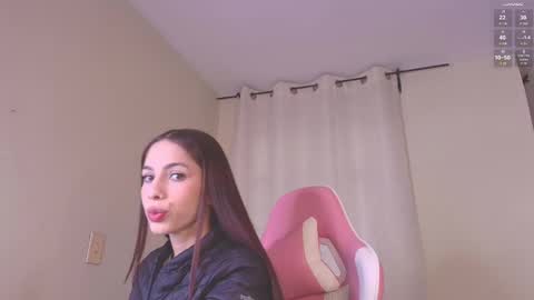 Snapshot of shkendall chatting on 22, 12, 2025 kendal online show from 22, 12, 2025