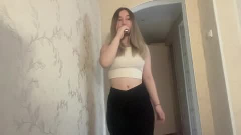 Snapshot of shondrafridlington chatting on 2, 4, 2026 Kalisa online show from 2, 4, 2026