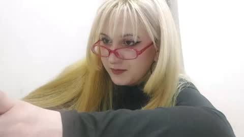 Snapshot of shondrapisani chatting on 3, 7, 2026 shondrapisani online show from 3, 7, 2026