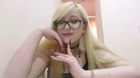 Snapshot of shondrapisani chatting on 5, 7, 2026 shondrapisani online show from 5, 7, 2026