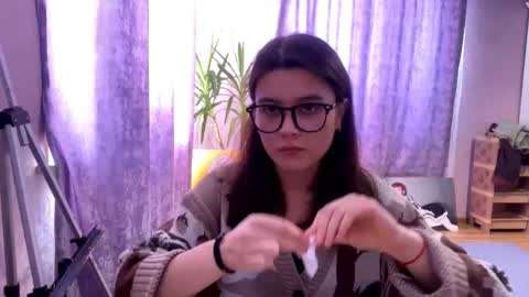 Marie online show from 4, 2, 2026