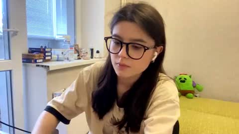 Snapshot of shontagrabowski chatting on 16, 6, 2026 Marie online show from 16, 6, 2026